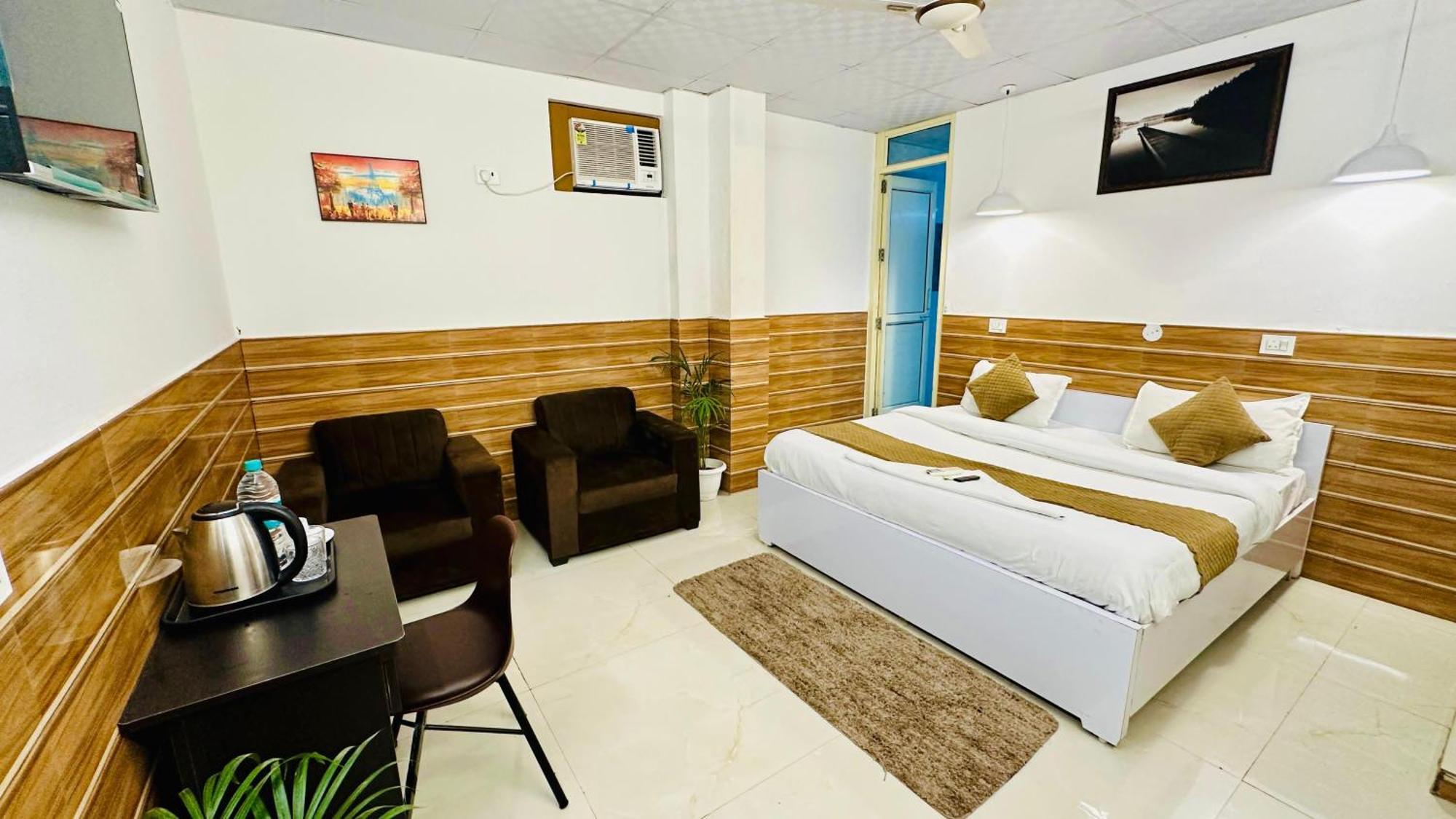Dr White House - Noida Sector 18酒店 外观 照片