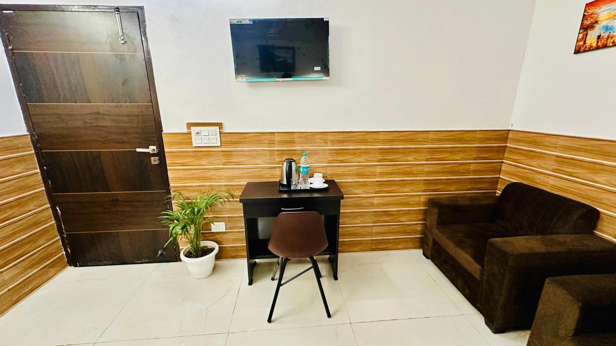 Dr White House - Noida Sector 18酒店 外观 照片